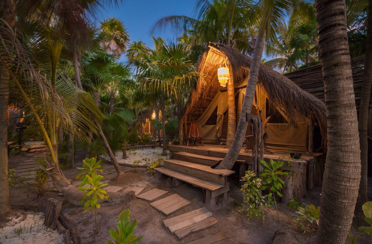 ホテル Nativus Glamping & Cenote トゥルム エクステリア 写真