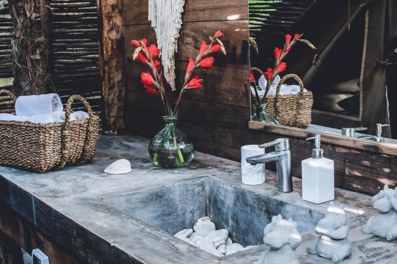ホテル Nativus Glamping & Cenote トゥルム エクステリア 写真
